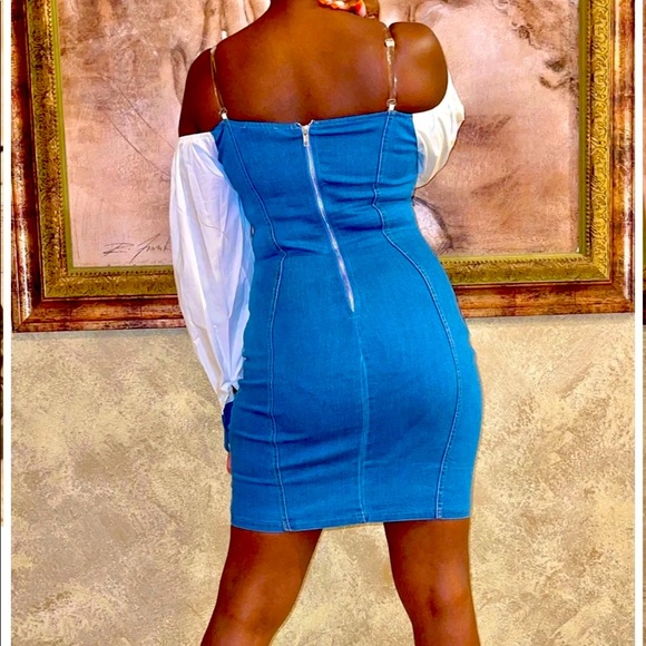 🌹 Sassy Strapless Denim Dress 🌹 - Picture 4 of 6